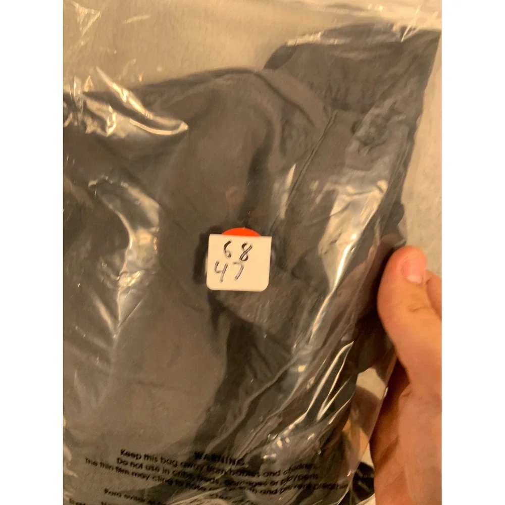The North Face Cargo Shorts Mens L Gray pockets zippered